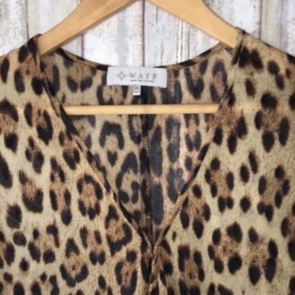 WAYF Cheetah High Low Drop Blouse - Picture 4 of 5